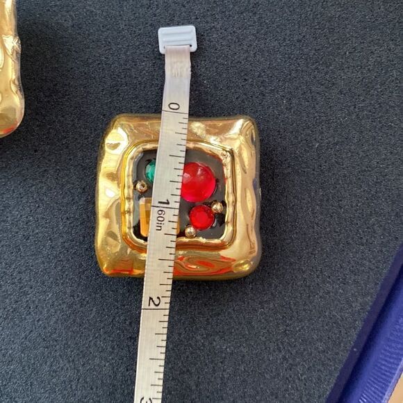 Oversized Vintage Gold Tone Square Sparkling Colourful Clip On Earrings - Picture 7 of 7